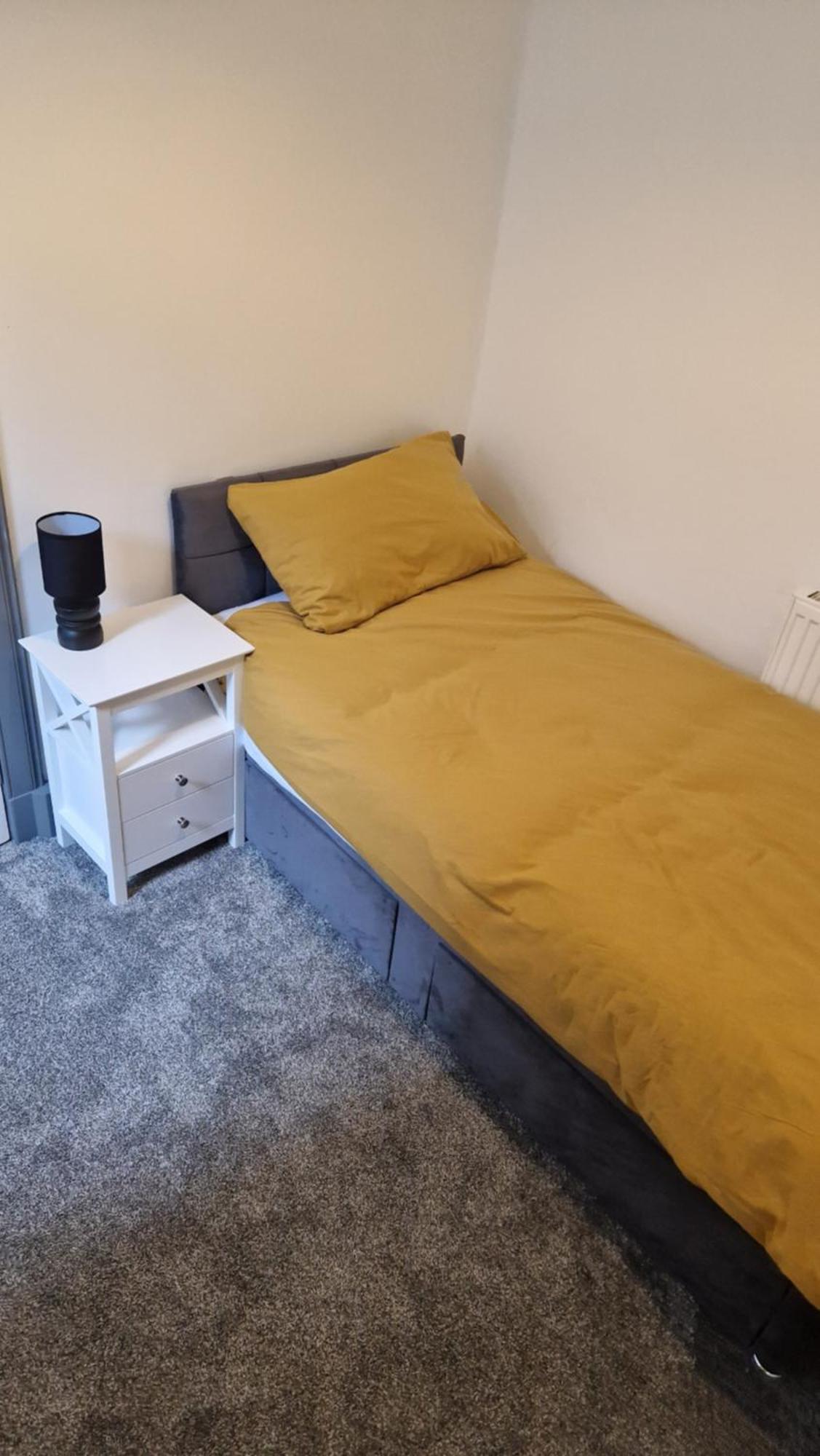The Geo Apartment Montrose Extérieur photo
